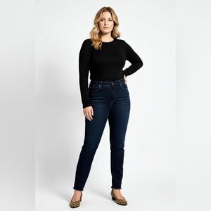 Levi's 724 Women's Dark Blue Straight Leg Jeans